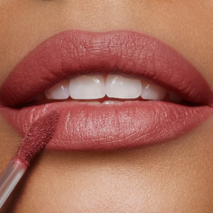 Charlotte Tilbury Airbrush Flawless Lip Blurr